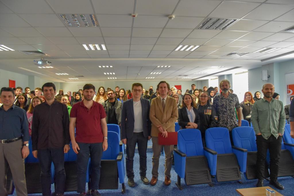 Seminer Günleri Kapsamında Arkeoloji Bölümü Öğretim Üyesi Prof. Dr. Mustafa Erkan FİDAN Sunum Yaptı